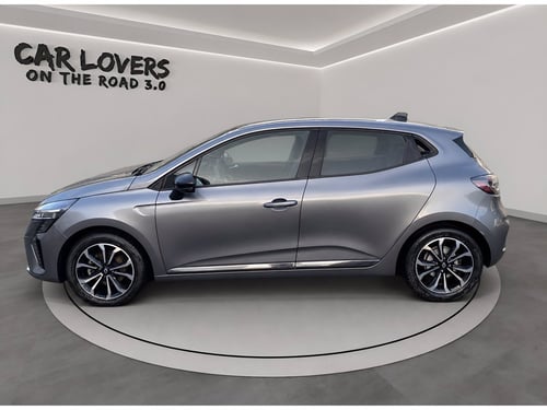 RENAULT Clio 1.6 e-tech full hybrid techno 145cv