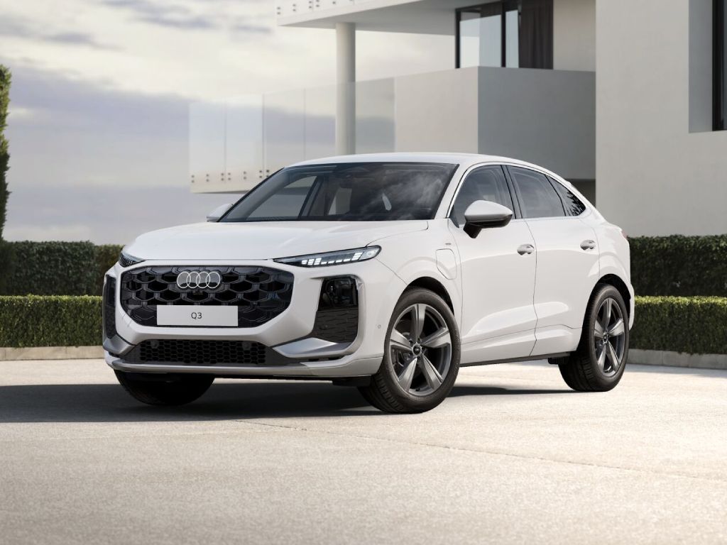 AUDI Q3 SPB e-hybrid 200 kW S tronic S line