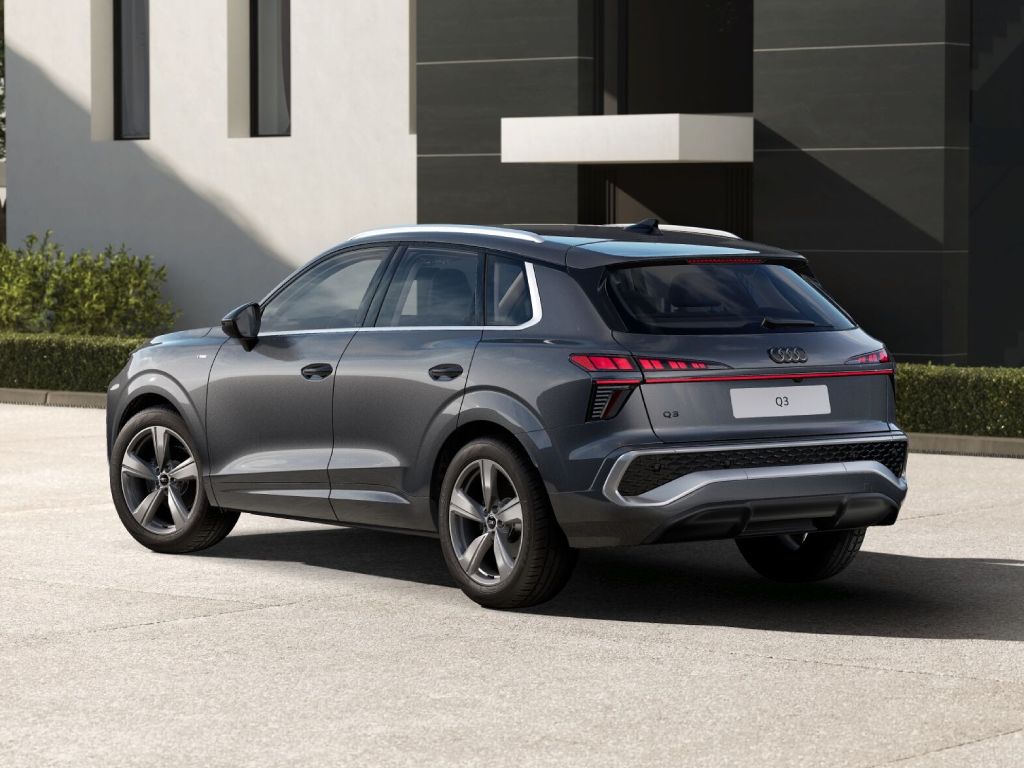 AUDI Q3 2.0 tdi s line 150cv s-tronic