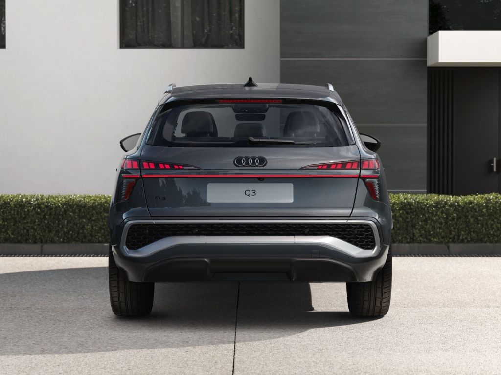 AUDI Q3 2.0 tdi s line 150cv s-tronic