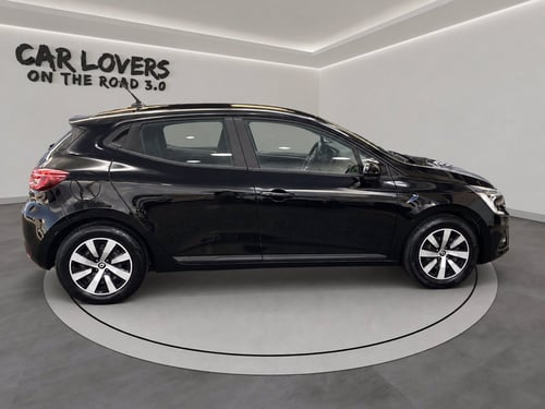 RENAULT Clio 1.6 e-tech full hybrid equilibre 145cv auto